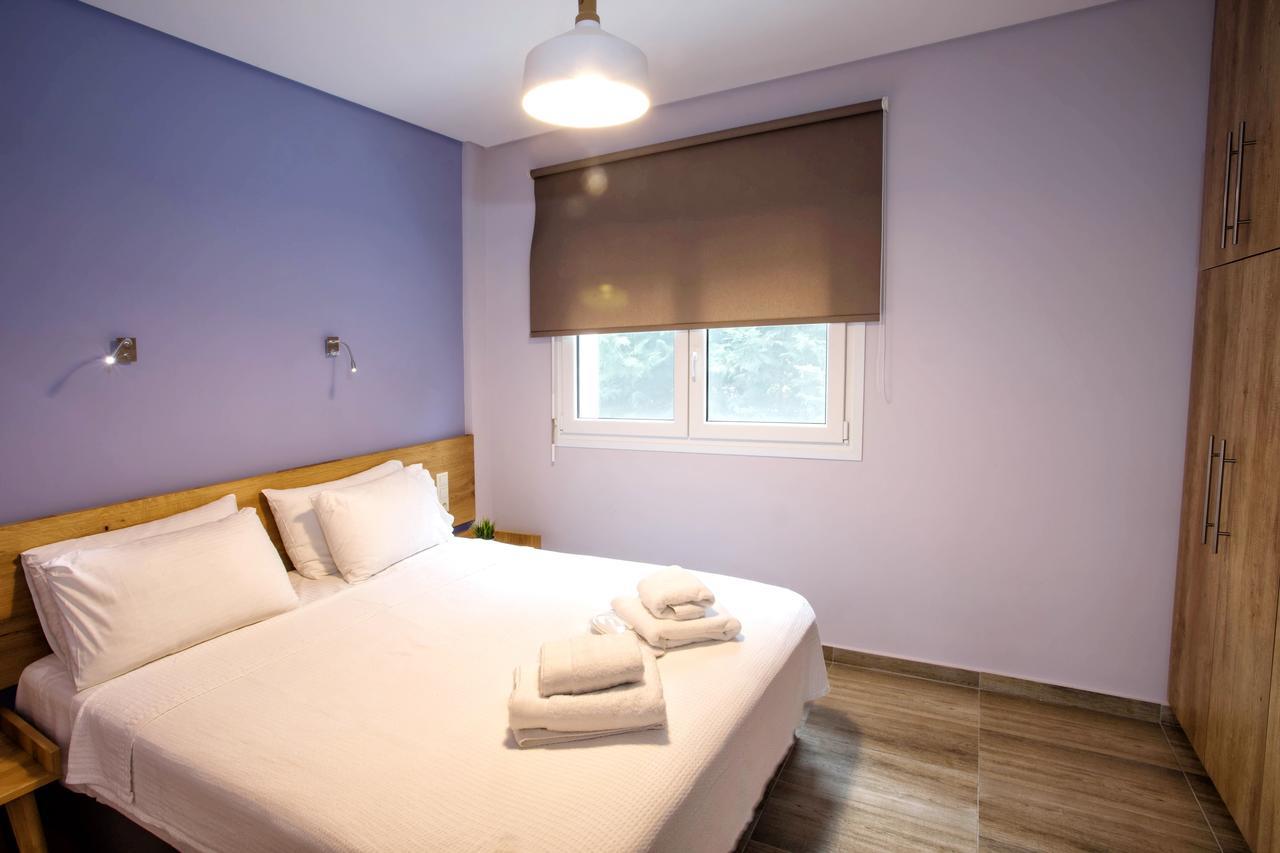 Isalos Suites Néa Péramos Eksteriør billede